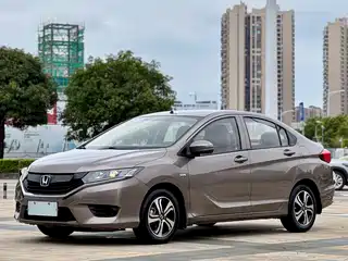 Honda Greiz 2015