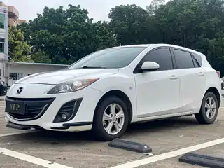 Mazda Mazda3 Axela 2014