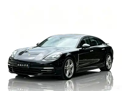 Porsche Panamera 2019