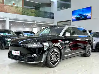 AITO Wenjie M9 2025