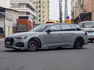 Audi Audi RS 4 2021