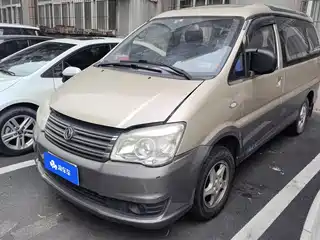 Dongfeng Fengxing Lingzhi 2015
