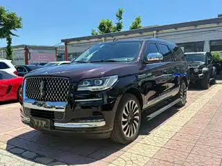 Lincoln Navigator One 2022