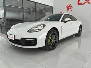 Porsche Panamera 2022