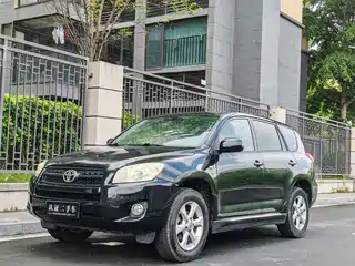 Toyota RAV4 Rongfang 2011