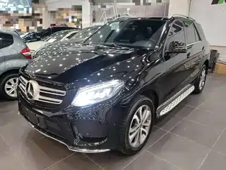 Mercedes-Benz GLE 2016