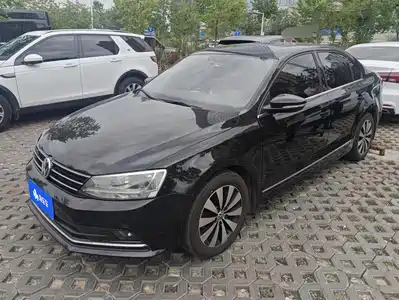 Volkswagen Sagitar 2017