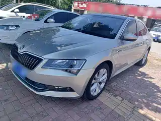 Škoda Superb 2019