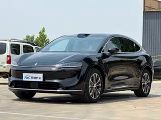Zhijie Luxeed R7 2025