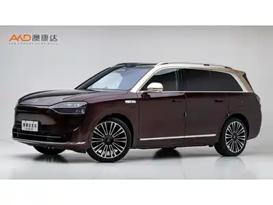 AITO Wenjie M9 2025