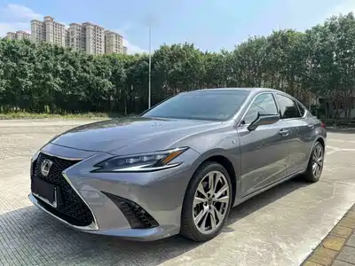 Lexus ES 2021