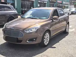 Ford Escort 2014
