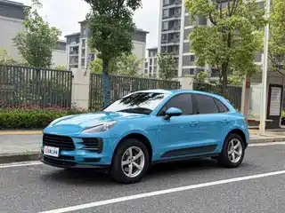 Porsche Macan 2021