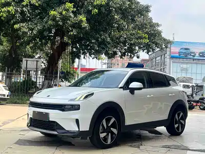 Lynk & Co 06 EM-P 2021