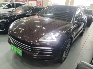 Porsche Cayenne 2021
