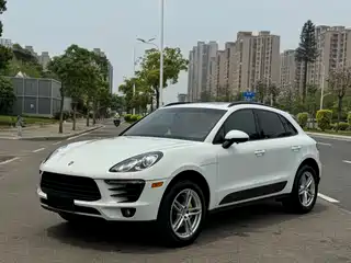Porsche Macan 2014