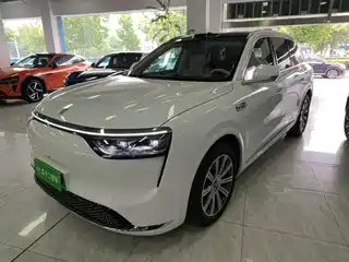 AITO Wenjie M8 2025