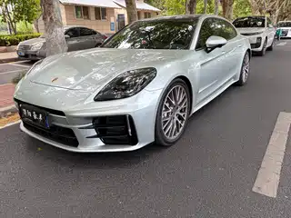 Porsche Panamera 2024
