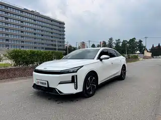 Geely Galaxy L6 2023