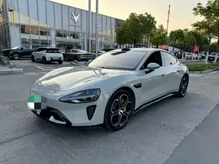 Xiaomi Auto SU7 2024