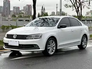 Volkswagen Sagitar 2017