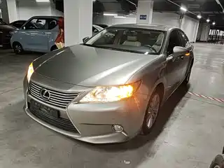 Lexus ES 2015