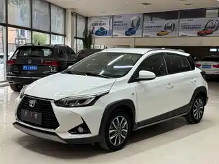 Toyota Yaris L 2022