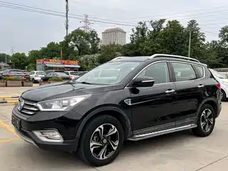 Dongfeng Aeolus Fengshen AX7 2016