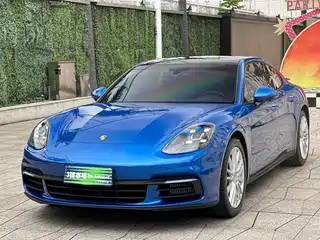 Porsche Panamera 2019
