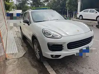 Porsche Cayenne 2016