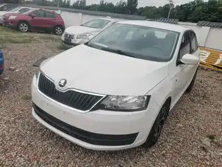 Škoda Rapid Spaceback 2014