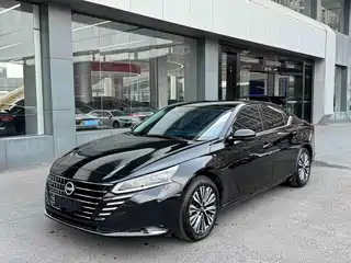 Nissan Teana 2023