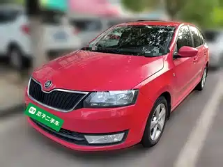 Škoda Rapid Spaceback 2014