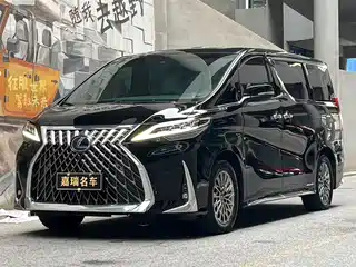Lexus LM 2020