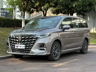 Roewe iMAX8 EV 2025