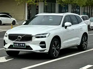 Volvo XC60 Plug-in Hybrid 2022