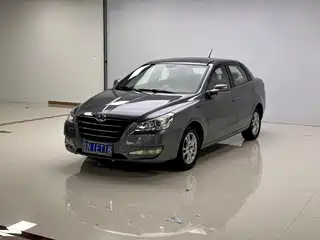 Dongfeng Aeolus Dongfeng Fengshen S30 2010