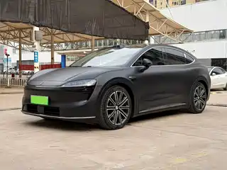 Zhijie Luxeed R7 2024