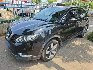 Nissan Qashqai 2015