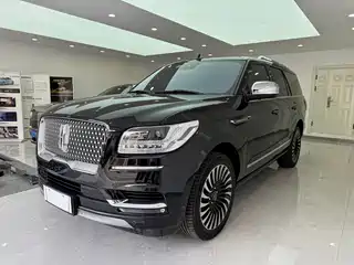 Lincoln Navigator 2020