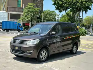 Dongfeng Fengguang Fengguang 330 2017