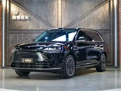 AITO Wenjie M9 2025