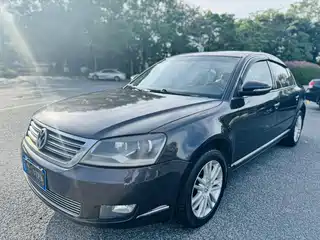 Volkswagen Passat Lingyu 2010