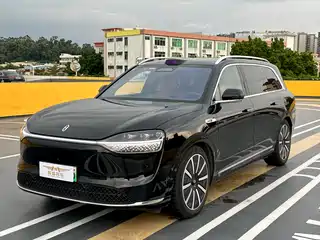 AITO Wenjie M9 2025
