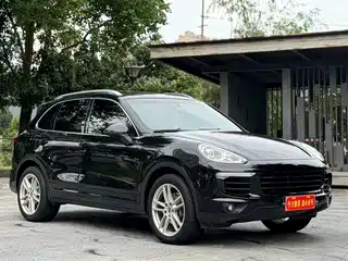 Porsche Cayenne 2016