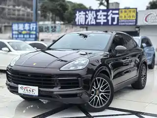 Porsche Cayenne 2022