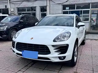 Porsche Macan 2014