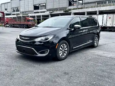 Chrysler Grand Caravan PHEV (Import) 2025