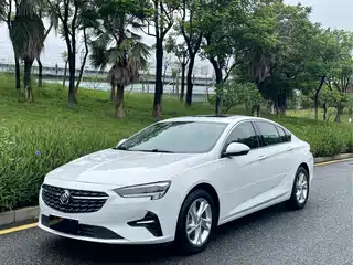 Buick Regal 2021