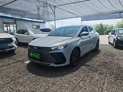 Geely Emgrand L HiP 2022